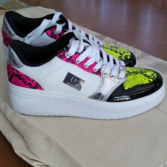 GBG GUESS  sneak print - Picture 5 of 9